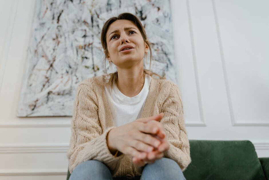 discover the different types of enneagram, from the most anxious personality to the calmest. learn to better understand your reactions and behaviors through this fascinating exploration of the 9 types, and find tools to develop your emotional well-being.