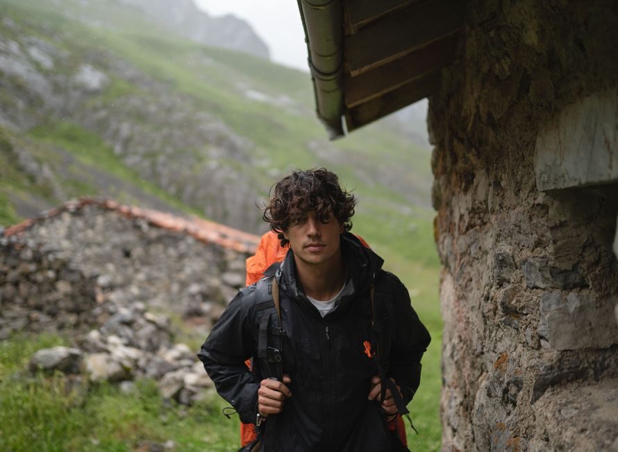 discover the Myers-Briggs® personality type of actor Timothée Chalamet. delve into his creative universe and character traits that shape his cinema career. a fascinating exploration of his psychological profile and its impact on the big screen.