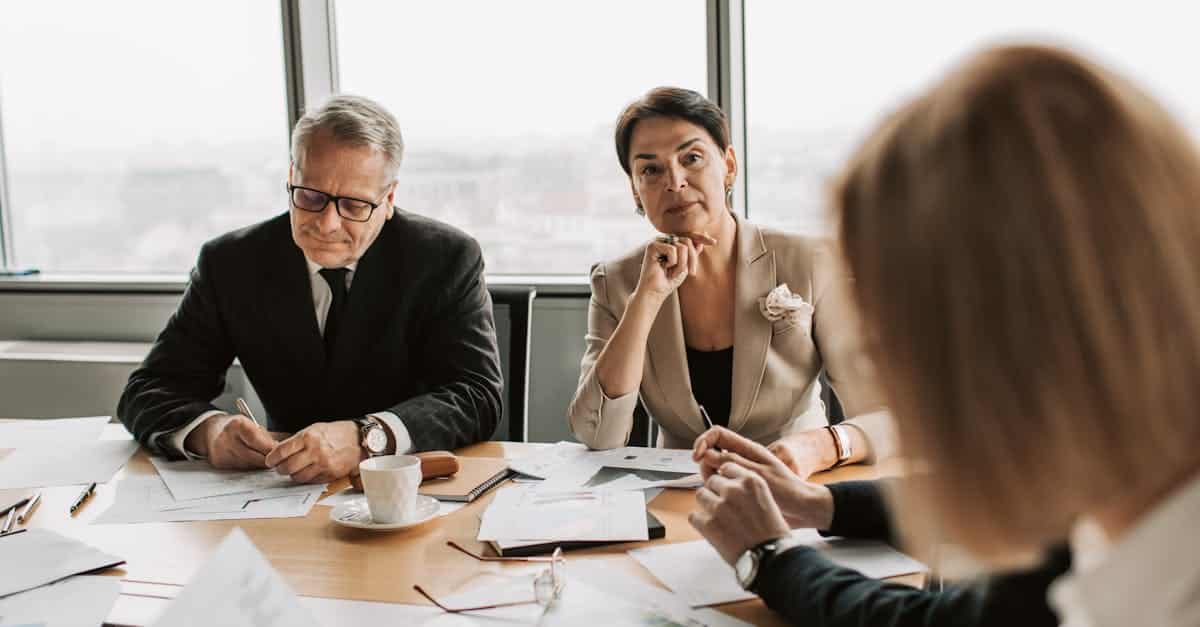 découvrez l'art de la prise de décision efficace. apprenez les techniques et stratégies pour faire des choix éclairés, optimiser votre processus décisionnel et améliorer vos résultats personnels et professionnels.