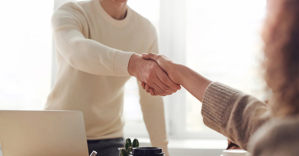 learn to master the art of salary negotiation with our practical tips and effective strategies. increase your chances of getting the salary you deserve and turn your discussions into opportunities.