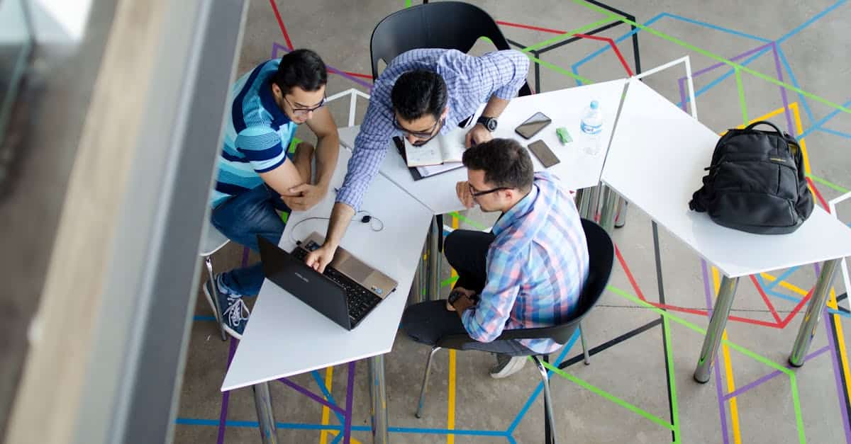 découvrez comment le networking peut booster votre carrière, élargir votre cercle professionnel et ouvrir de nouvelles opportunités grâce à des conseils pratiques et des stratégies efficaces.